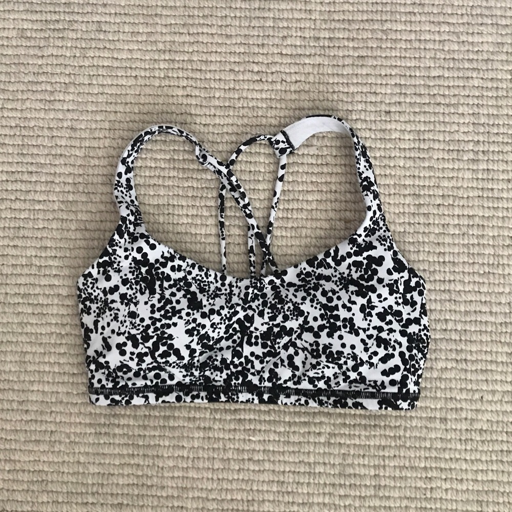 Lululemon free to be bra